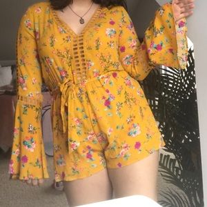 🌼yellow floral romper🌼